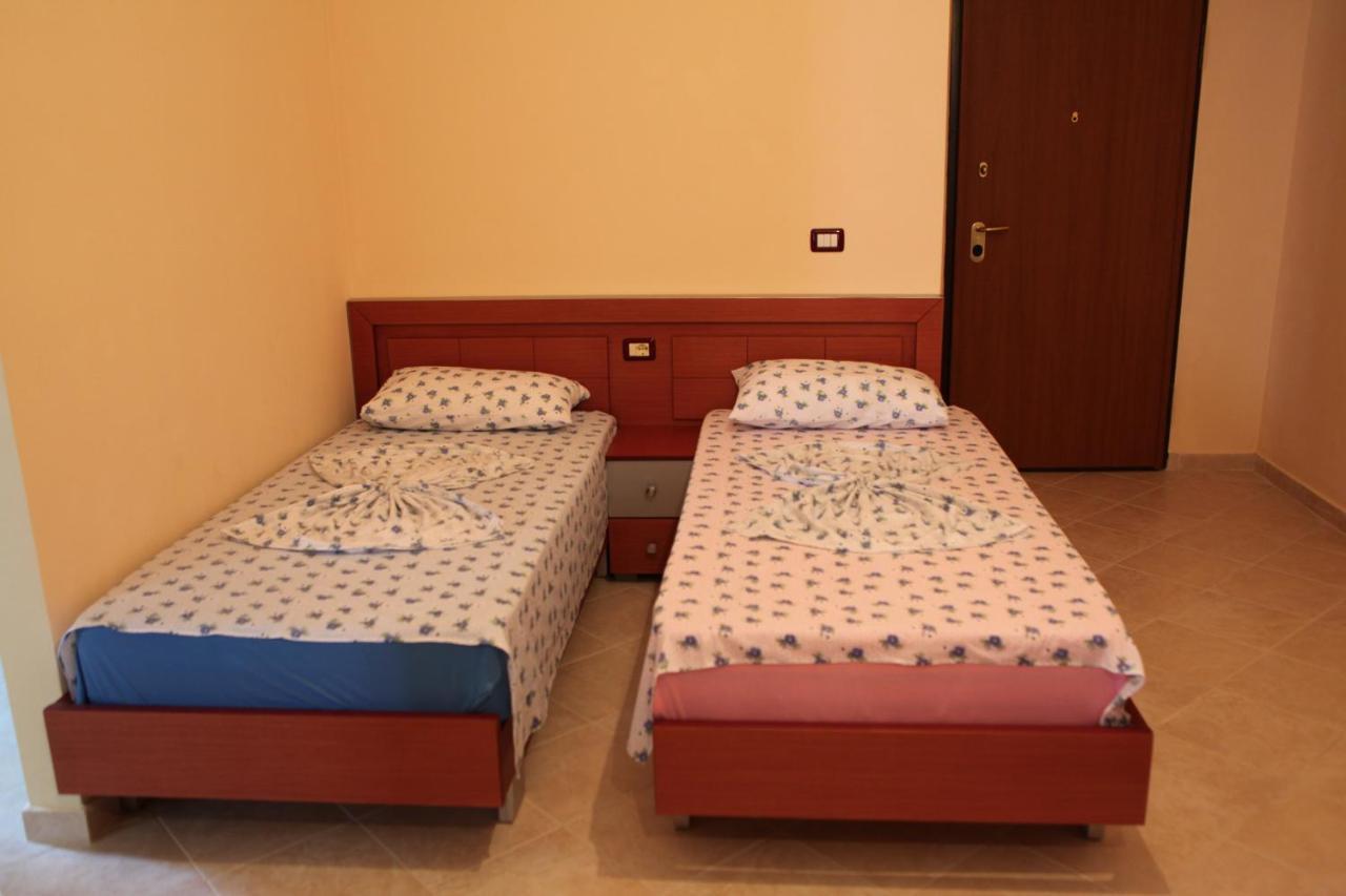 Bakija Apartments Sarandë Quarto foto